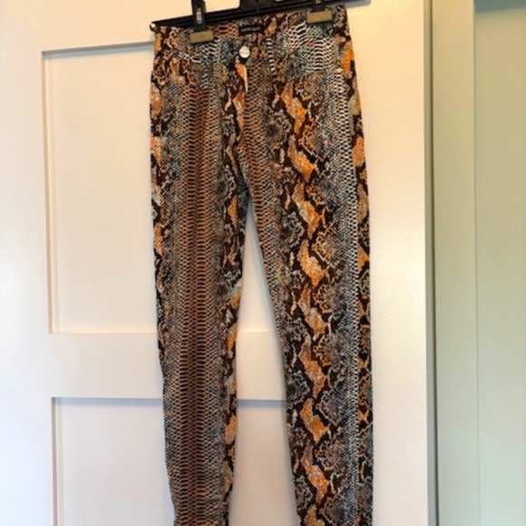 MARCIANO Luxe Denim sz 23 waist low-rise skinny jeans reptile snake print - Picture 1 of 16